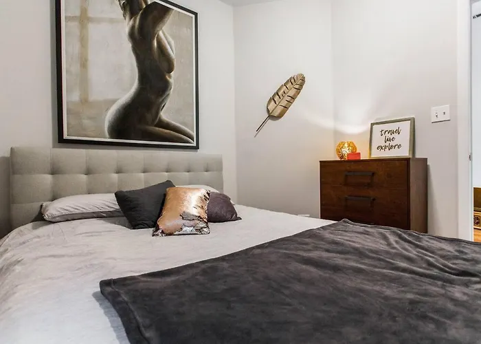 Apartment ✪ Cozy 1 Bedroom Close To Downtown ✪ *